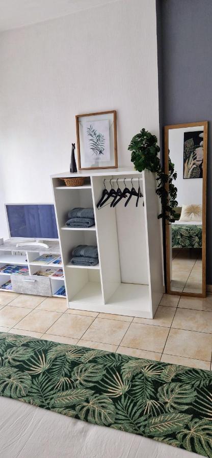Appartement A Mi-Chemin à Vannes Extérieur photo